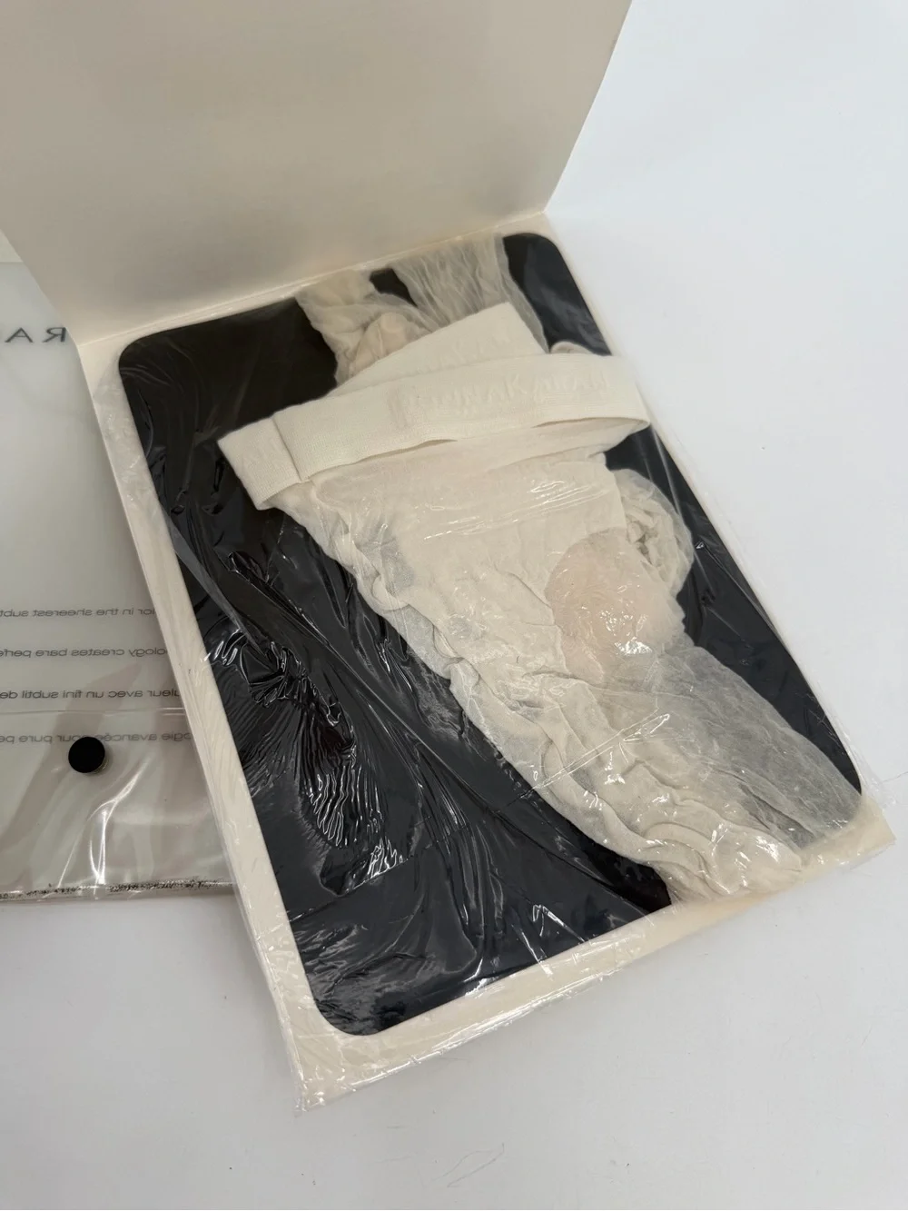 Donna Karan New York Pantyhose sz TALL Colorwash The Nudes VTG Dk Ivory Tanga